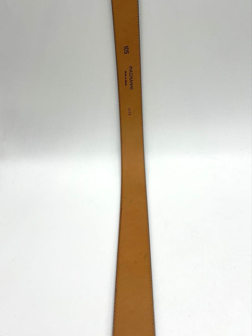未使用品　マグナーニ　105cm ベルト　ブラック B10785DGY
