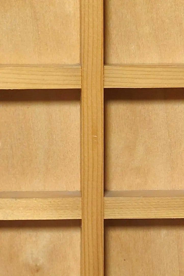 ドイツ　スピールフォーム社　赤い屋根の飾り棚