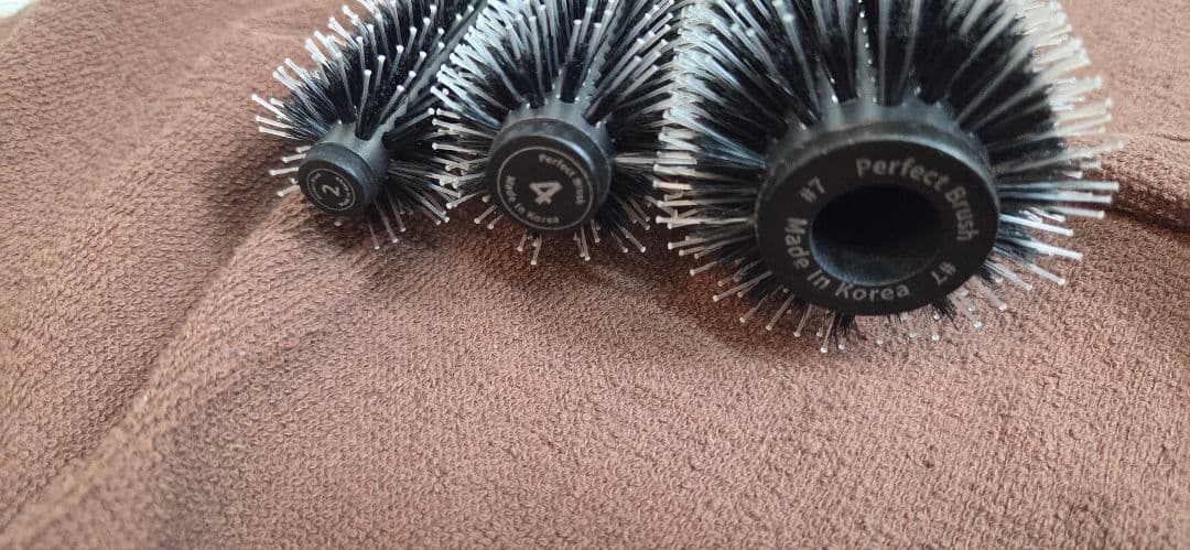 BLACK TAN HAIR ロールブラシ (2号 4号 7号)