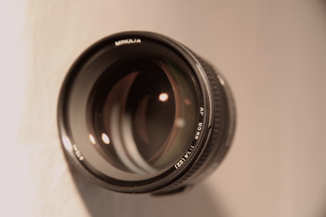 viviMinolta AF 85mm F1.4 (22)大口径 単焦点