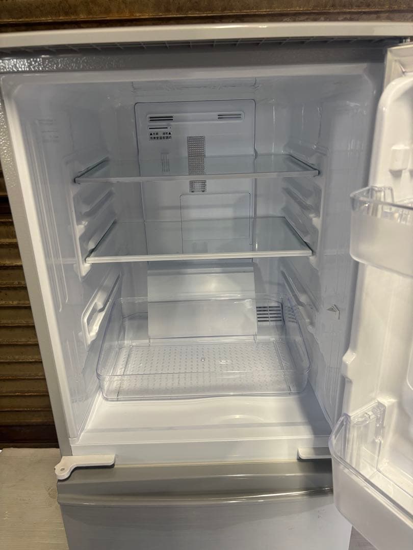 シャープ ノンフロン冷凍冷蔵庫 SJ-D14F-S 2019年製