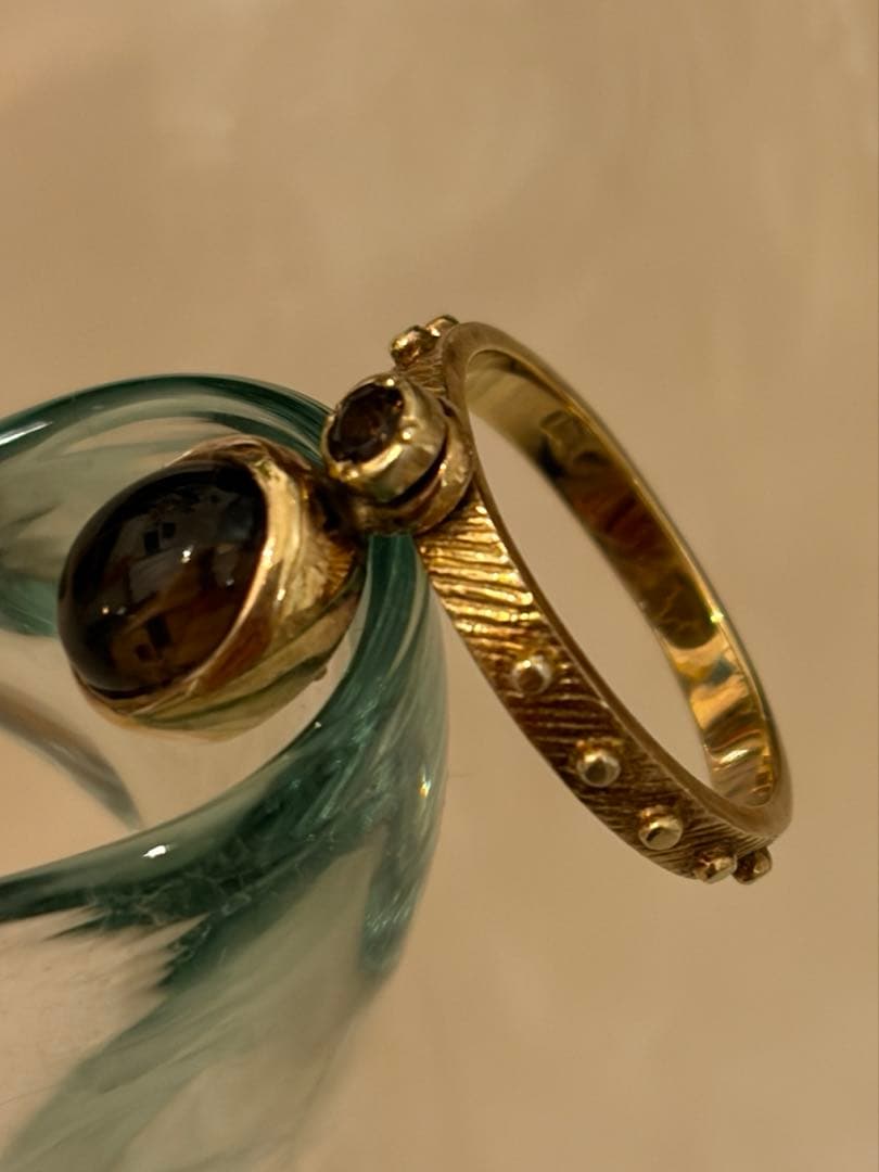 つ*や様 Un by Tomoyo Yoshida コメットringスモーキーク