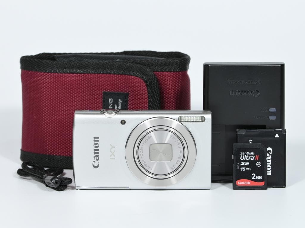 【超美品】 キヤノン　Canon IXY 180 シルバー