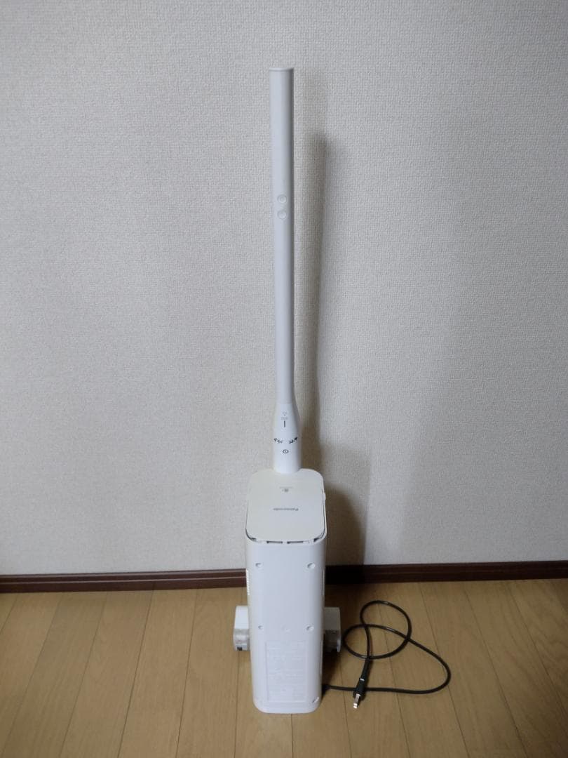 パナソニック★掃除機★MC-NS10K★2022年製★バッテリーの状態良好★1