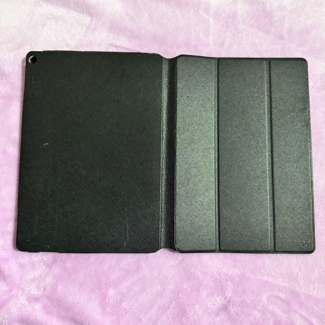 【最終値下げ】Lenovo Tab 5 ホワイト 本体 カバー、充電器付き