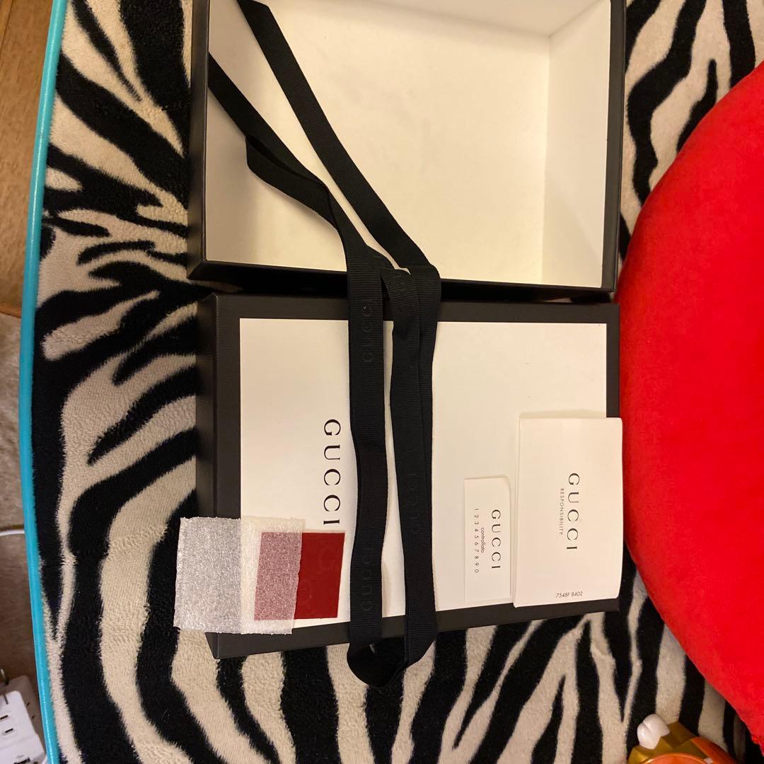 GUCCI新品ポーチ