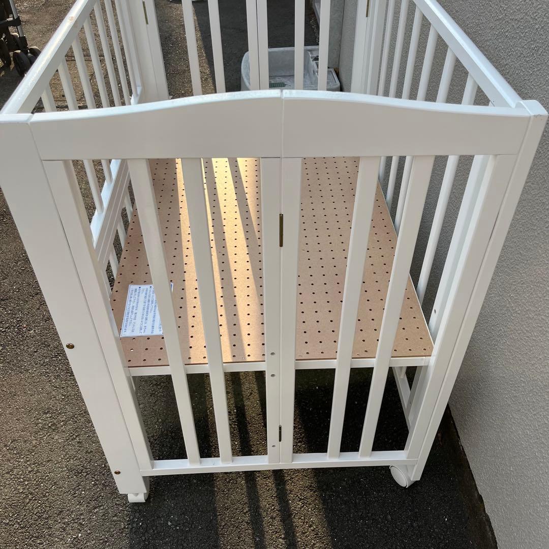 【美品・送料込み】 カトージ 折りたたみ式 ミニ ベビーベッド KATOJI