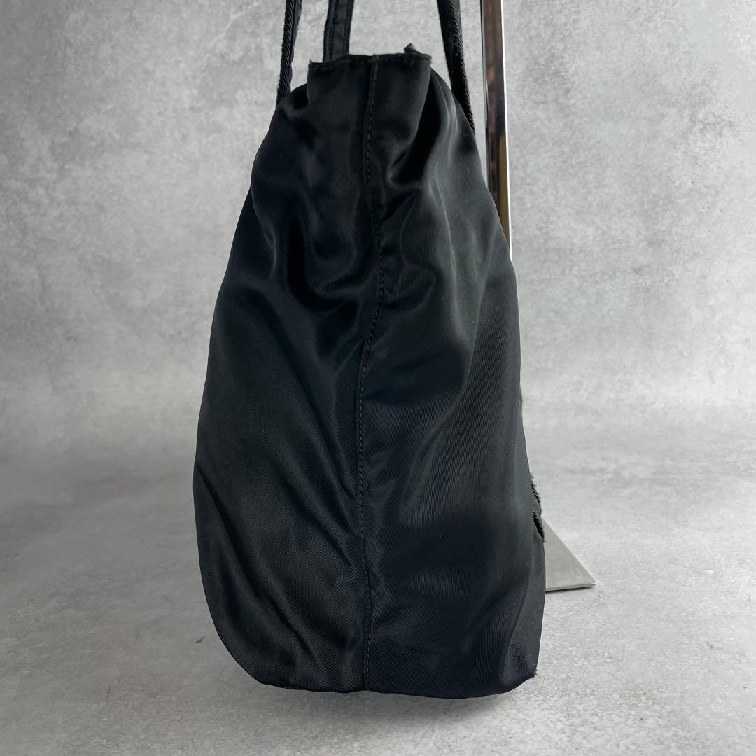 入手困難✨ プラダ PRADA トートバッグ ナイロン A4資料 大容量 黒色