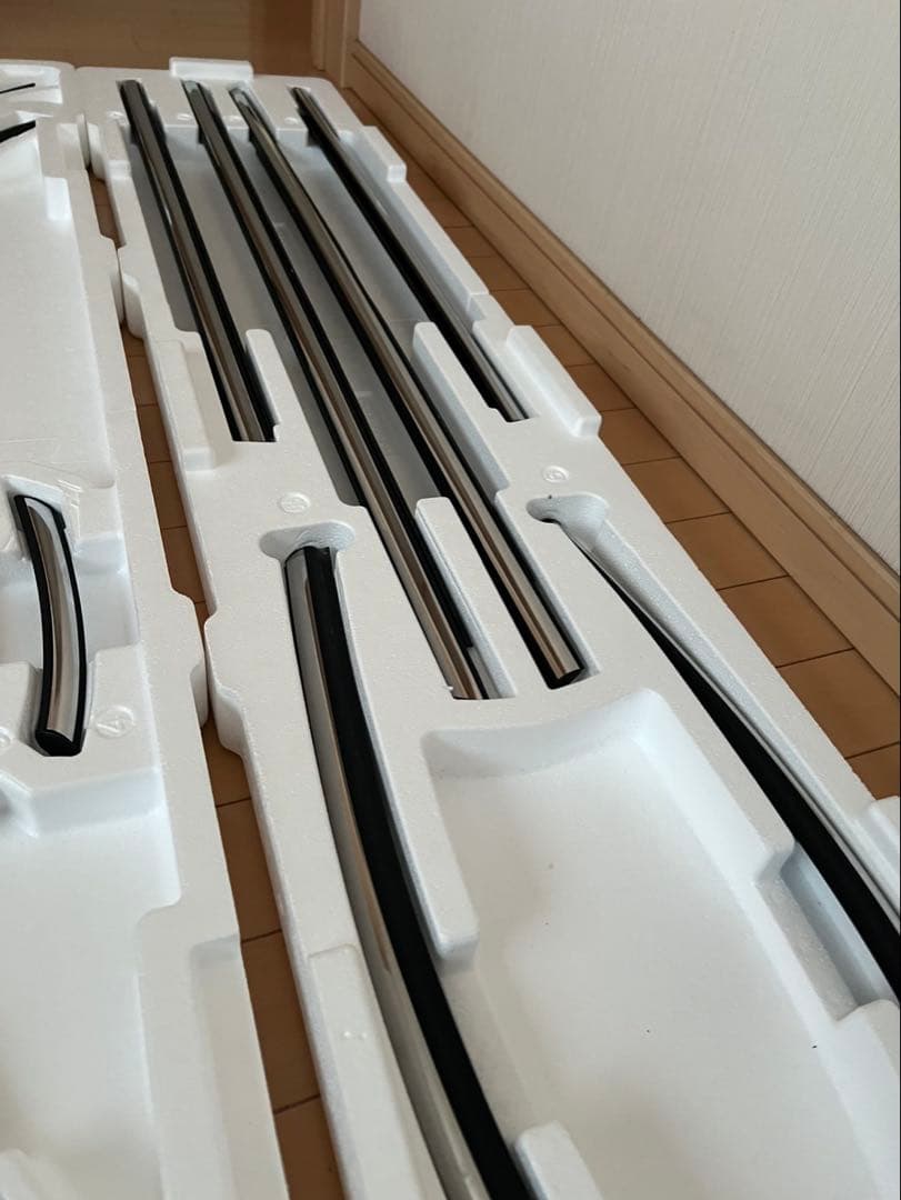 MINIクーパー純正F56ウエストラインモールフルセット