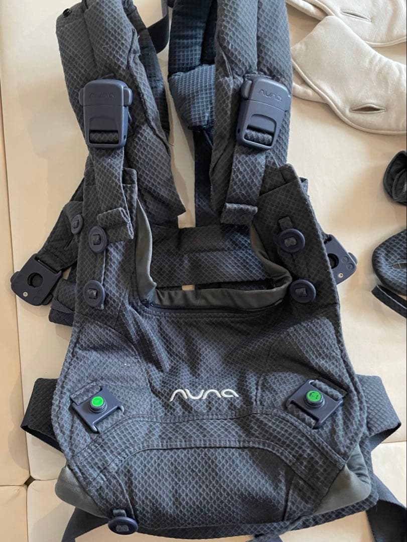 nuna ベビーキャリア カドル クリック（デニム）