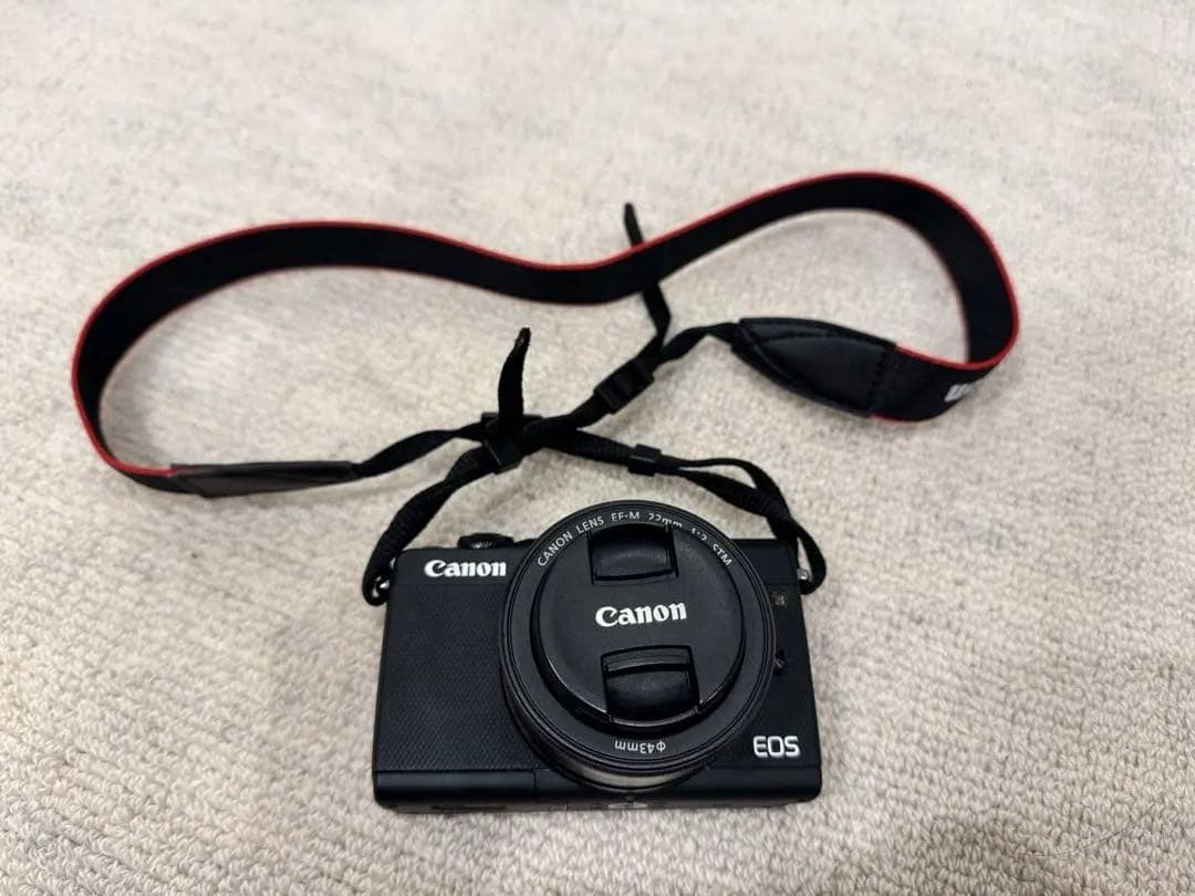 Canon EOS M100 ダブルレンズキット　美品