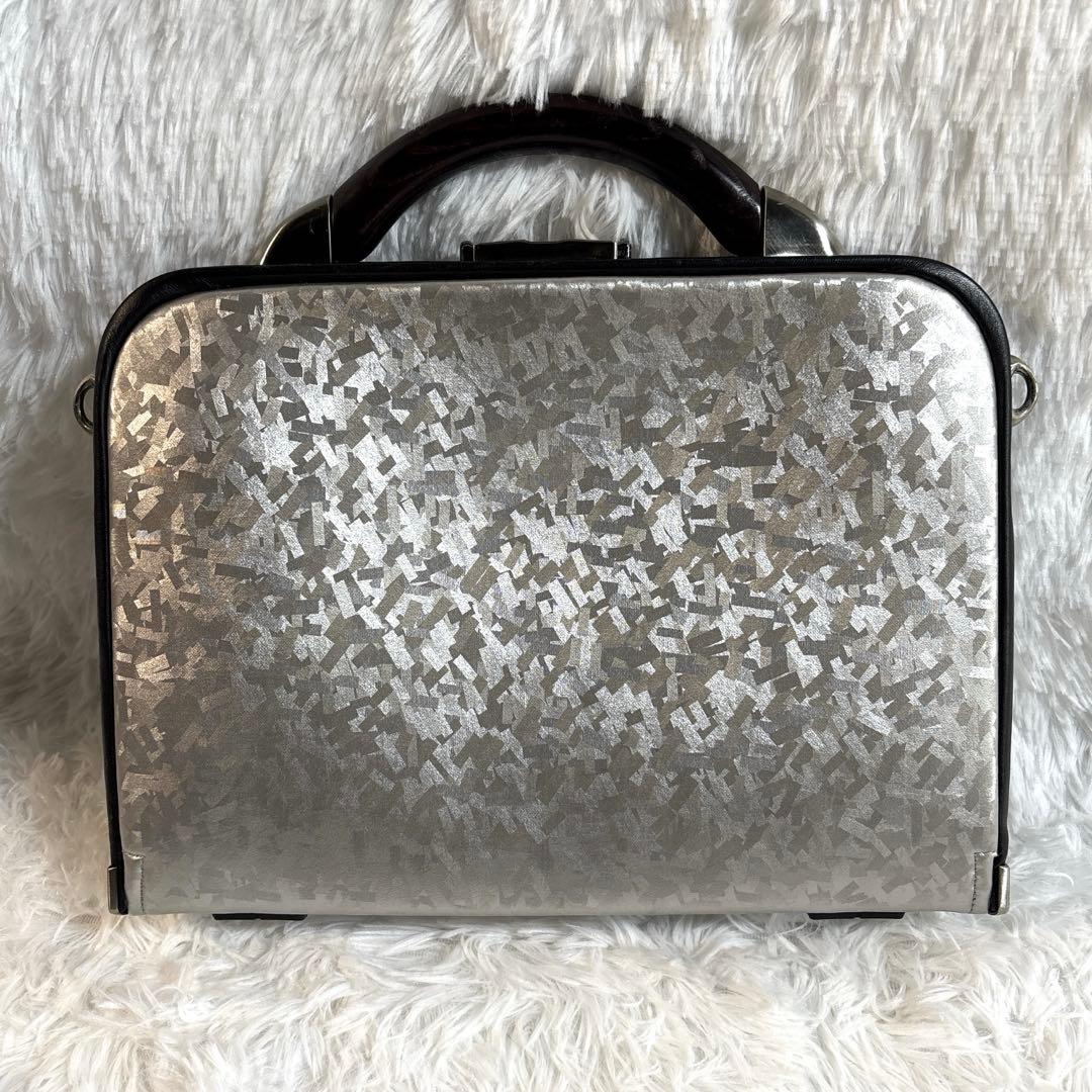 【美品】アートフィアー ダレスバッグ ドンジョバンニ 2WAYカーボンフラッシュ