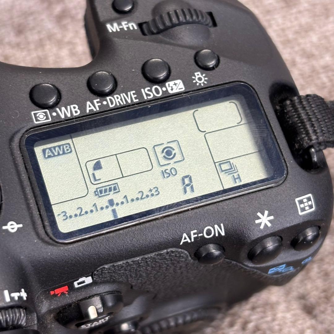 ■ Canon キヤノン EOS 7D デジタル一眼レフカメラ ボディ