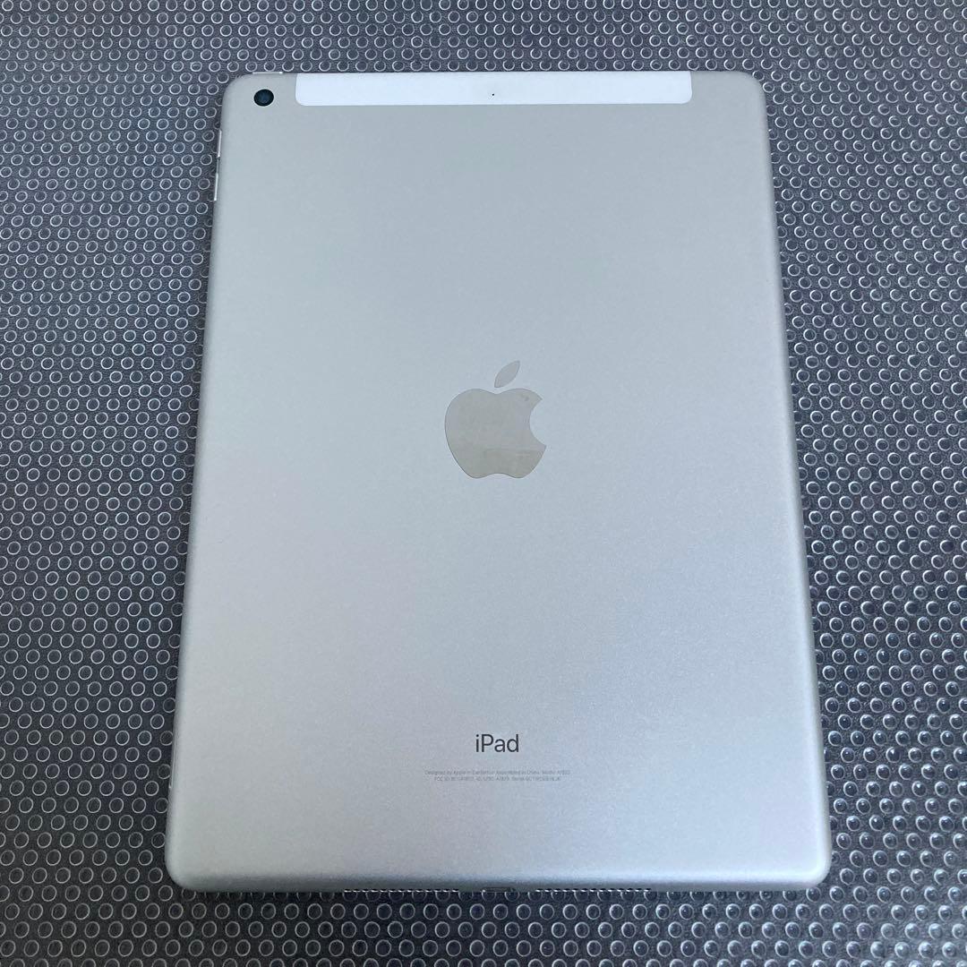 4002 極美品新品級☆電池最良好☆iPad5第5世代32GB SIMフリー☆