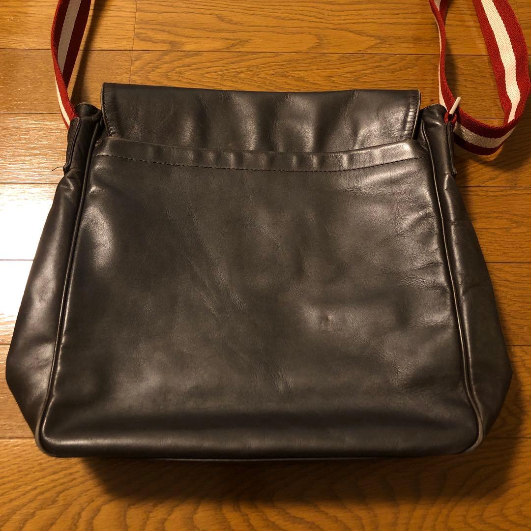 ◎ BALLY ダークブラウン レザー ショルダーバッグ