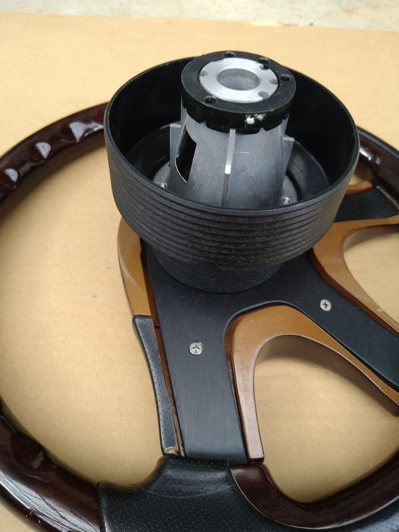 Fabulous ステアリングホイール ダークウッド