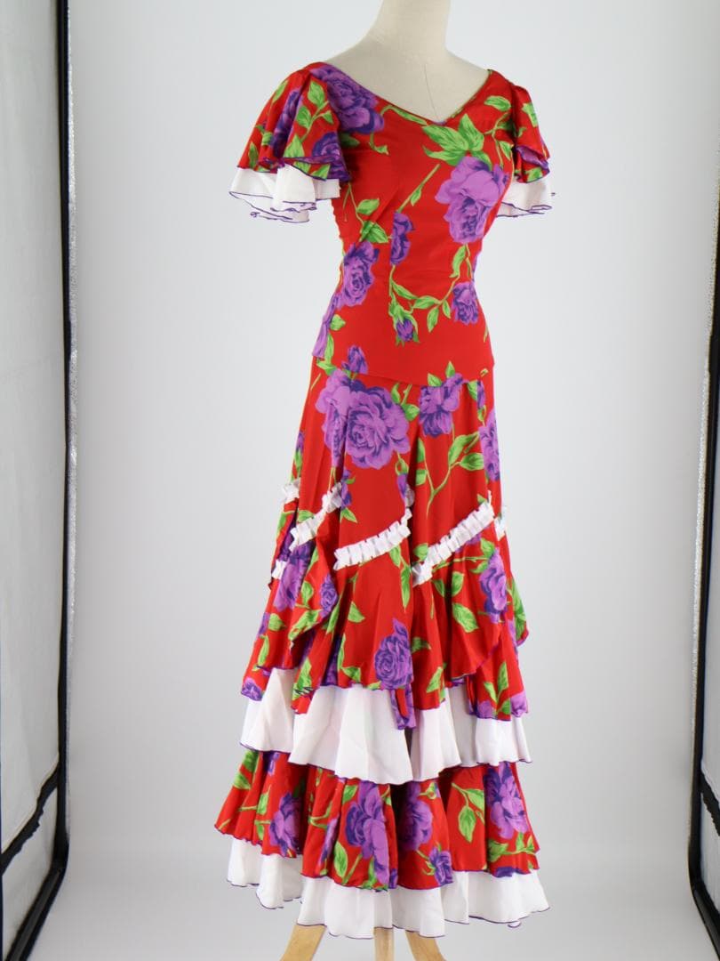 【美品 フラメンコ衣装 ツーピース】鮮やかレッド×花柄×フリル ブラウスファルダ