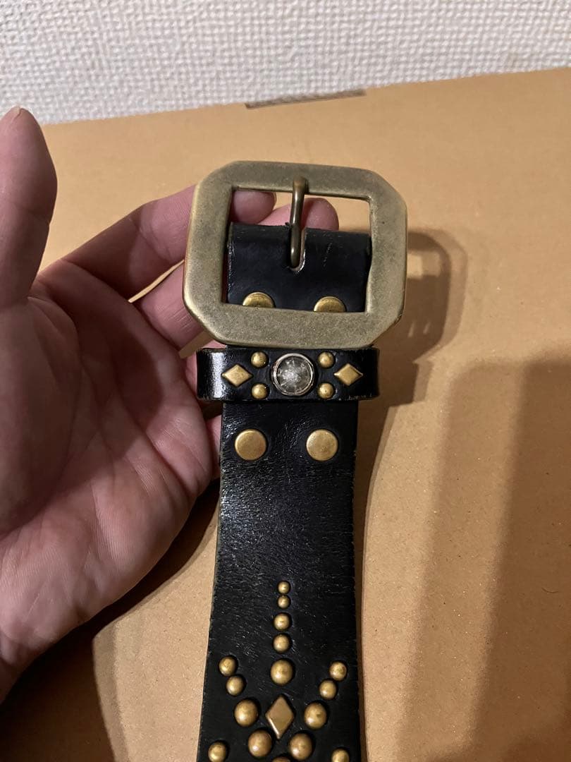 モダンパイレーツ　ウルフズヘッド　HTC W32 スタッズベルト