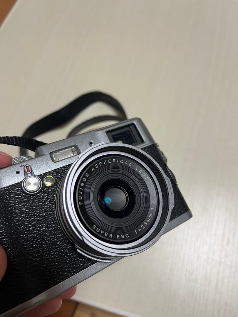 富士フィルム Fujifilm FinePix X100