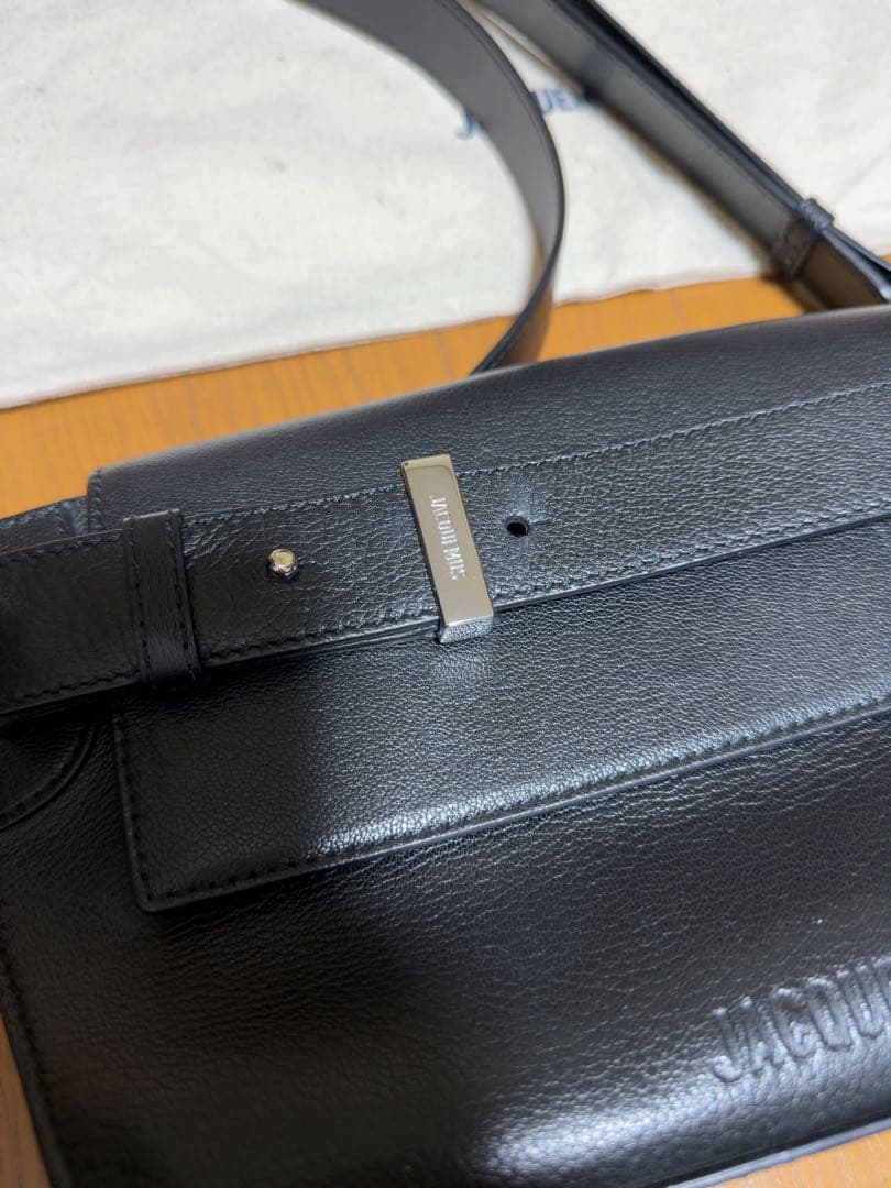 JACQUEMUS Le Messenger Capri バッグ