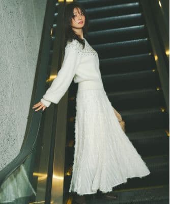 完売 新品タグ付 ココディール ウェーブフラッフィーフレアスカート オフホワイト