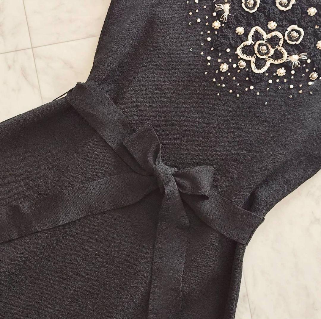 新品 フランコフェラーロ 豪華 フラワー パール 装飾 ニット ワンピース 黒