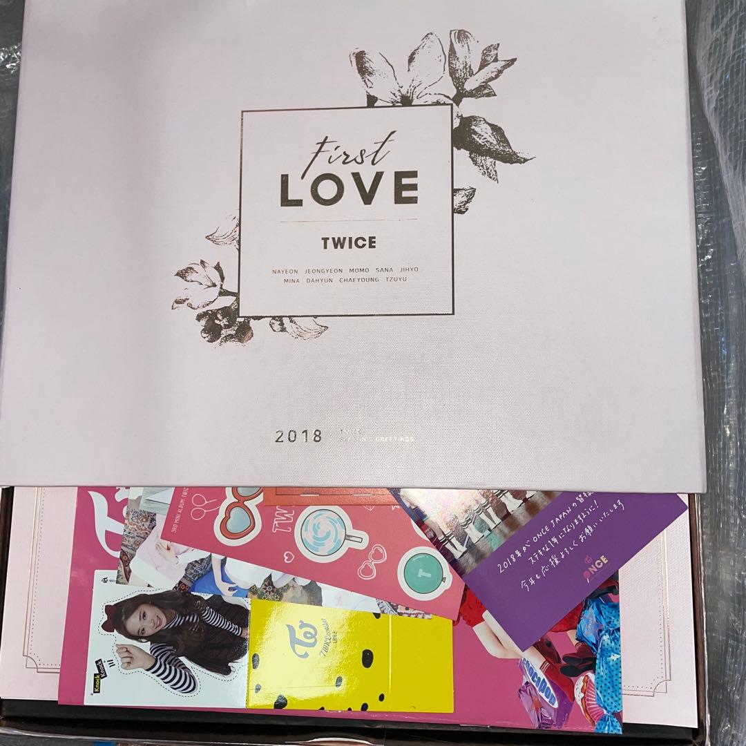 TWICE まとめ売り　トレカ　アルバム　cd ファイル　缶バッチ　ペンライト