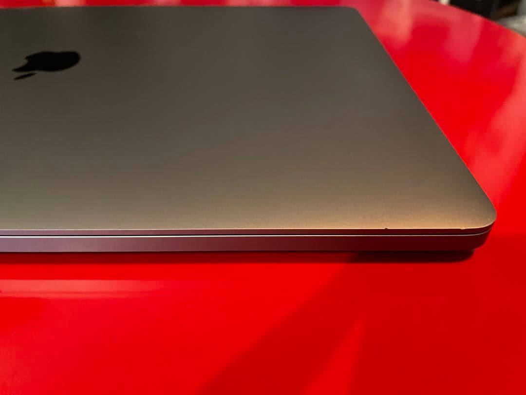 定価30万Apple MacBook Pro 16インチ スペースグレー