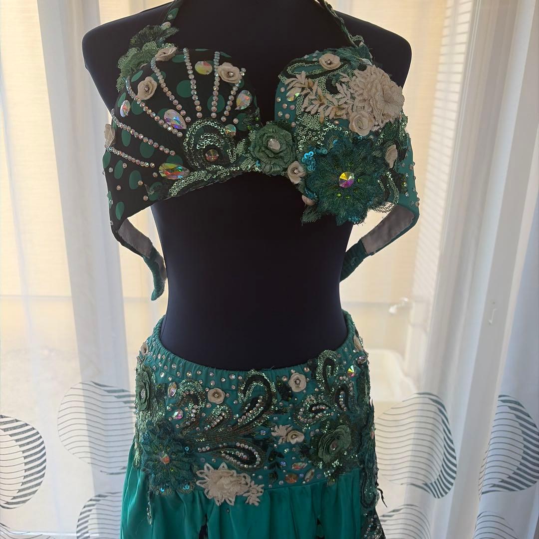 ベリーダンス衣装　 緑色