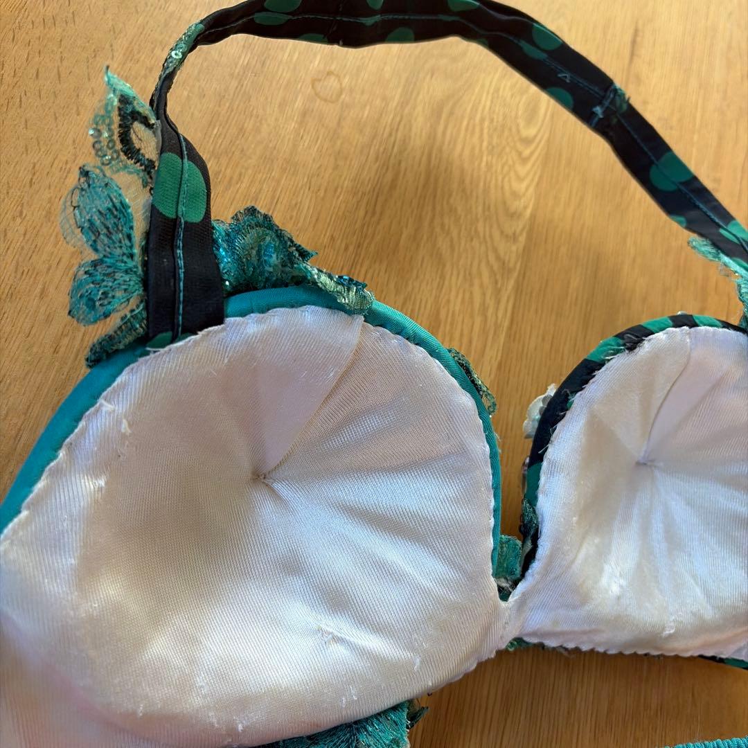 ベリーダンス衣装　 緑色