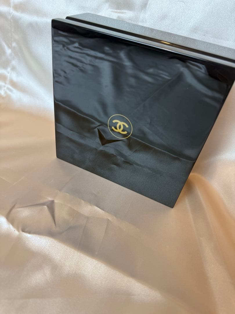 CHANEL ブラック 小物入れ　サブリマージュ　ケース