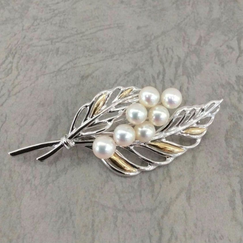 SV/K18あこや真珠ブローチ　　中古品