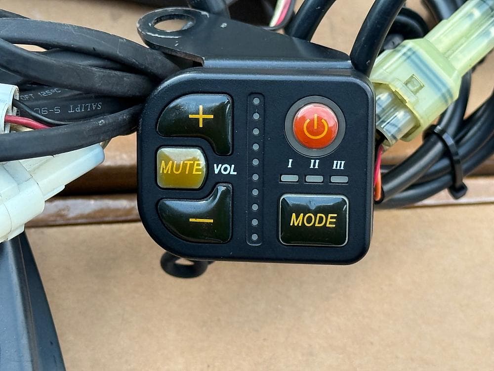 美品 ワイズギア オーディオキット 4D9 マジェスティ SG20J