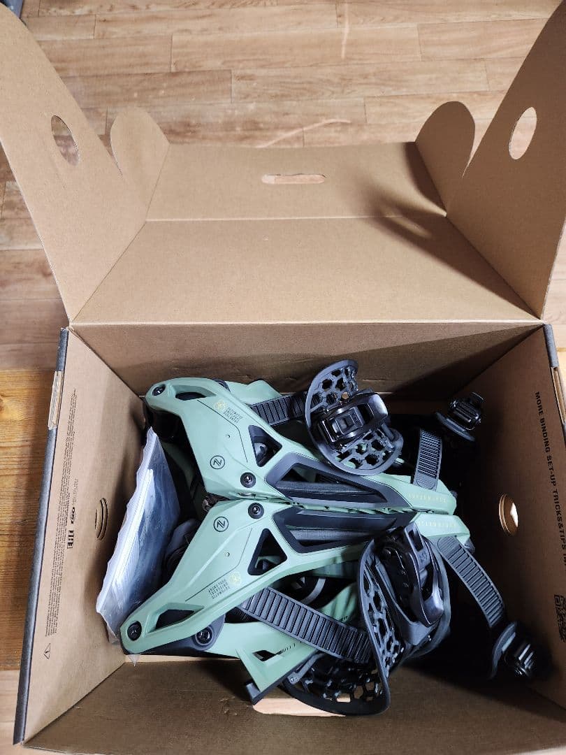 23-24 NIDECKER SUPERMATIC (L サイズ)