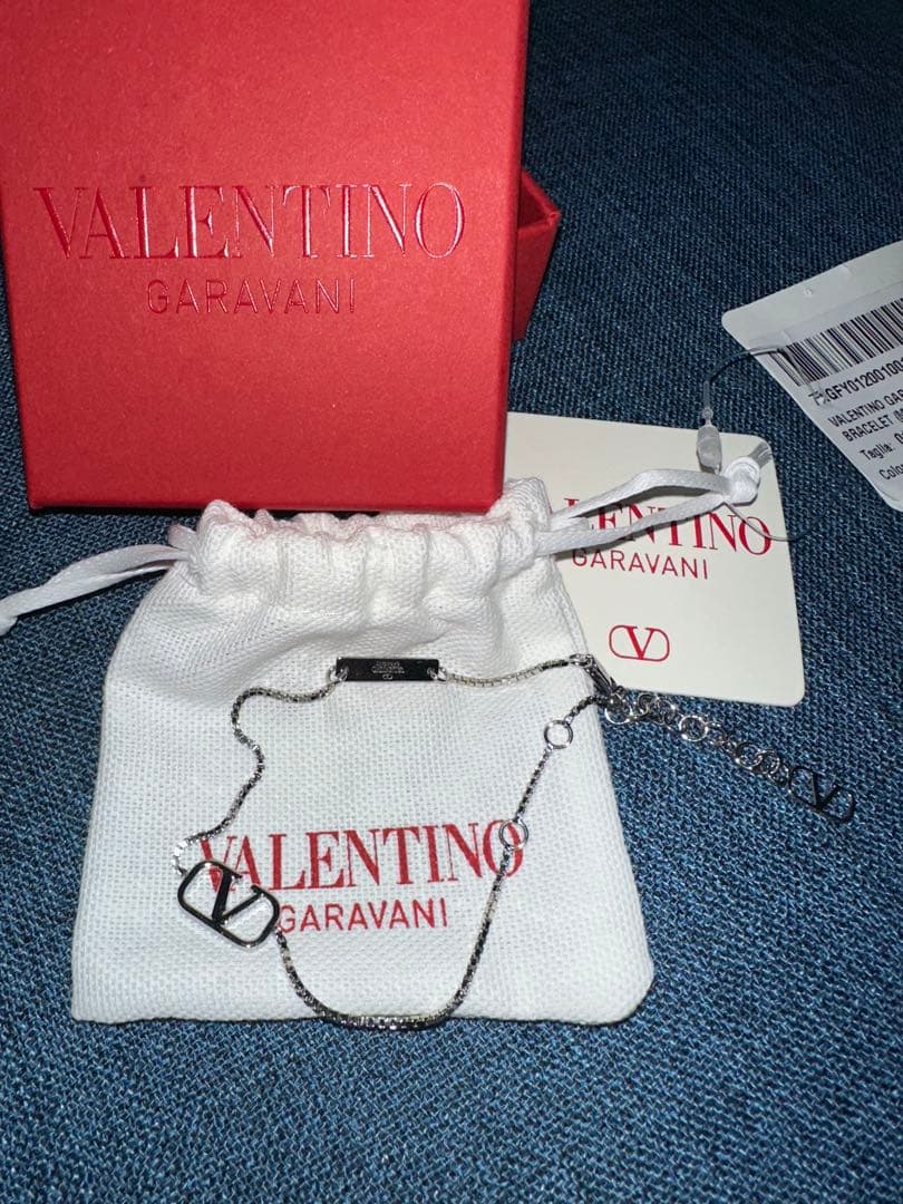 VALENTINO GARAVANI シルバーブレスレット