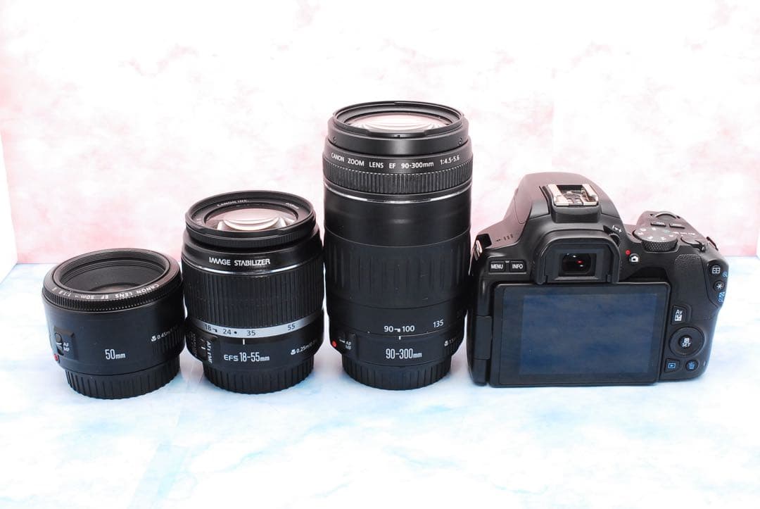 キャノン Kiss X10☆一眼レフカメラ☆単焦点＆標準＆超望遠☆バッグ付
