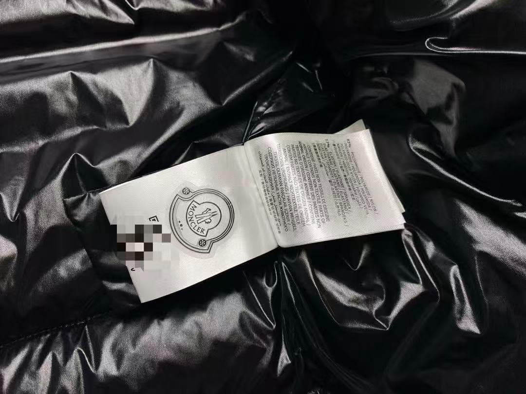 ブラック フード付きダウンジャケット~~