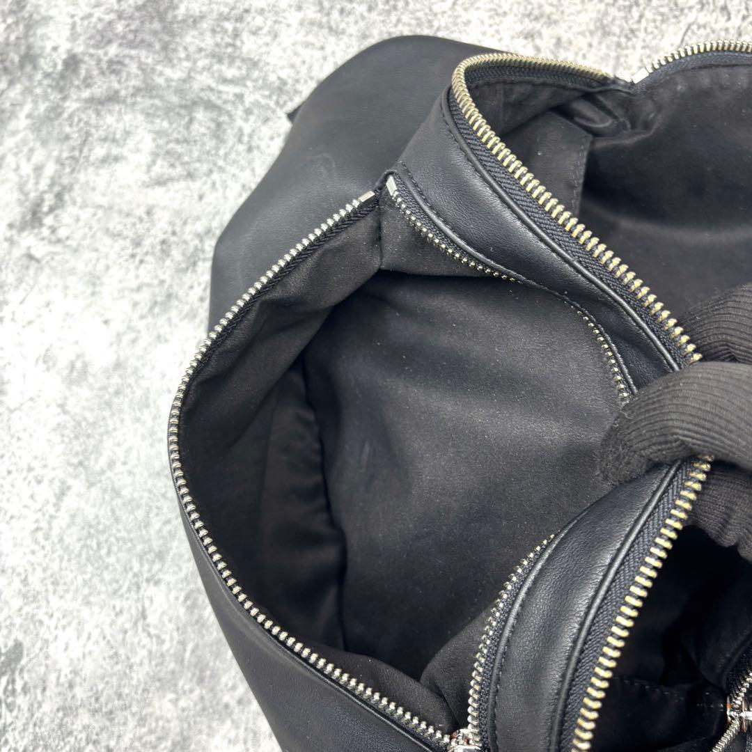 ✨️未使用級✨A.P.C. アーペーセー ボディバッグ ウエストバッグ レザー