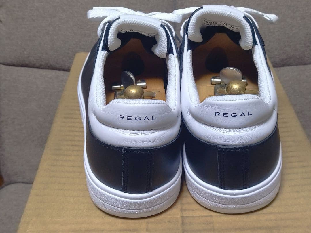 【美品】REGAL 25.5 ゴアテックス 黒 レザー スニーカー 51DL