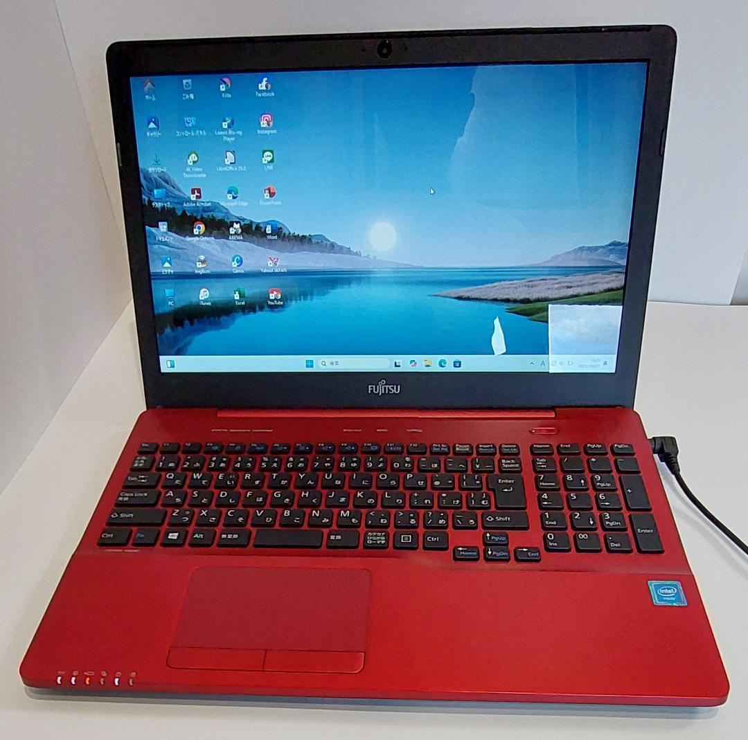 富士通 Window11/爆速７世代CPU/高速新品SSD256GB搭載