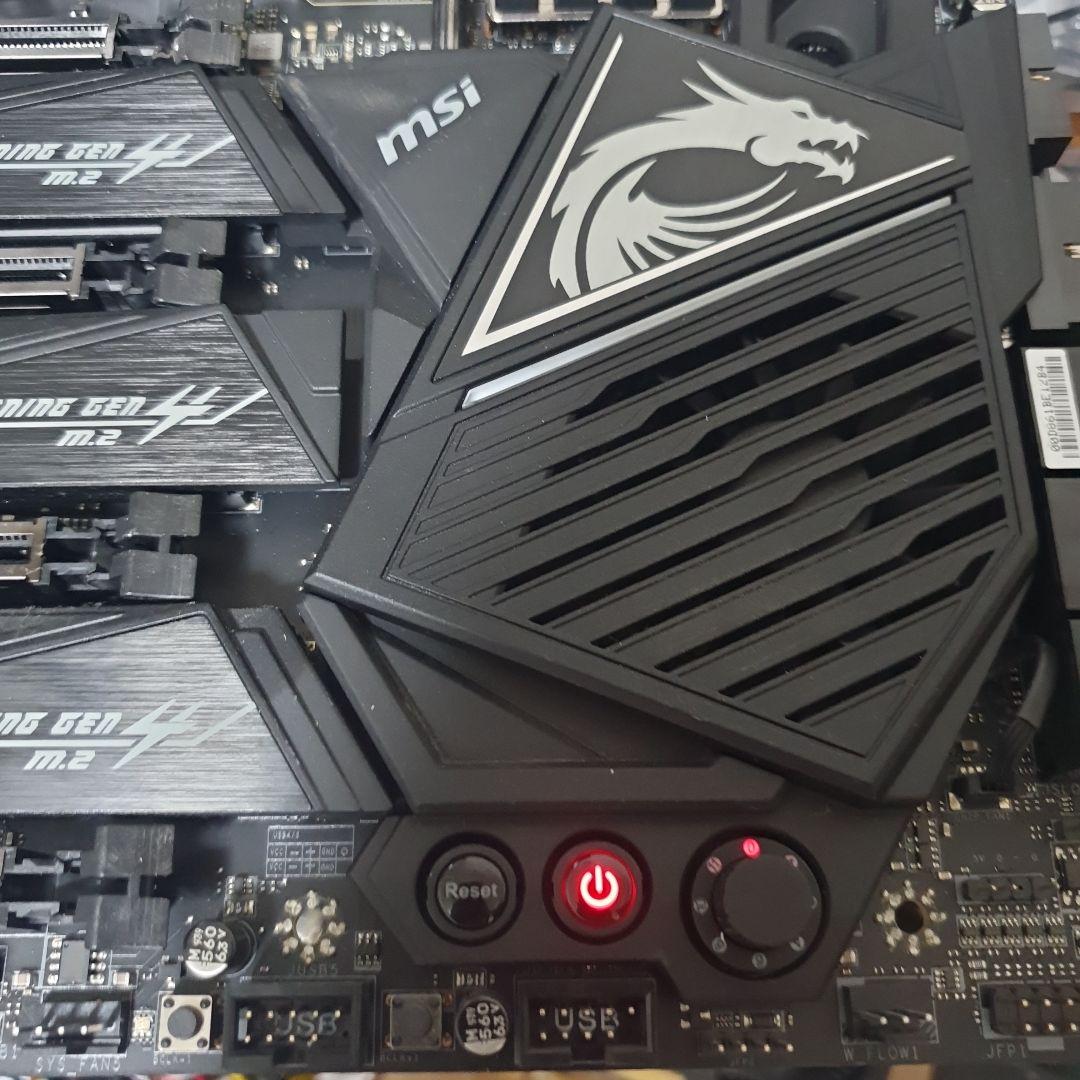 ジャンク品MSI MEG X570 GODLIKE マザーボード