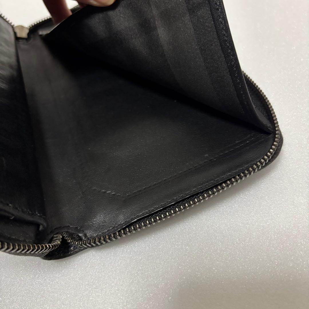 バーバリー　オーガナイザー　長財布　ラウンドジップ　レザー　ブラック