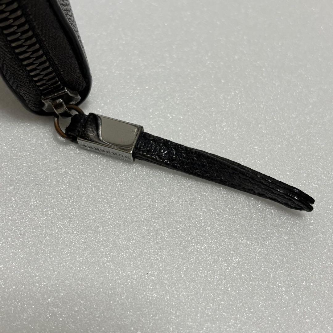 バーバリー　オーガナイザー　長財布　ラウンドジップ　レザー　ブラック