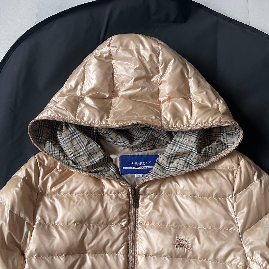 ほぼ未使用 バーバリーブルーレーベル ダウンジャケット ノバチェック 38 軽量