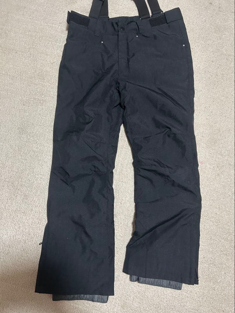 ARBN スノーボードウェア