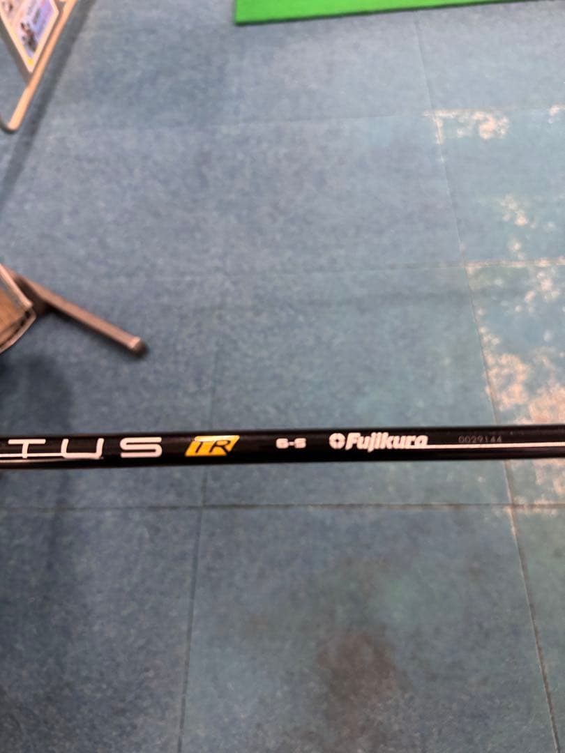 ベンタスTRブラック　1W用　6S テーラーメイドスリーブ付　カスタム