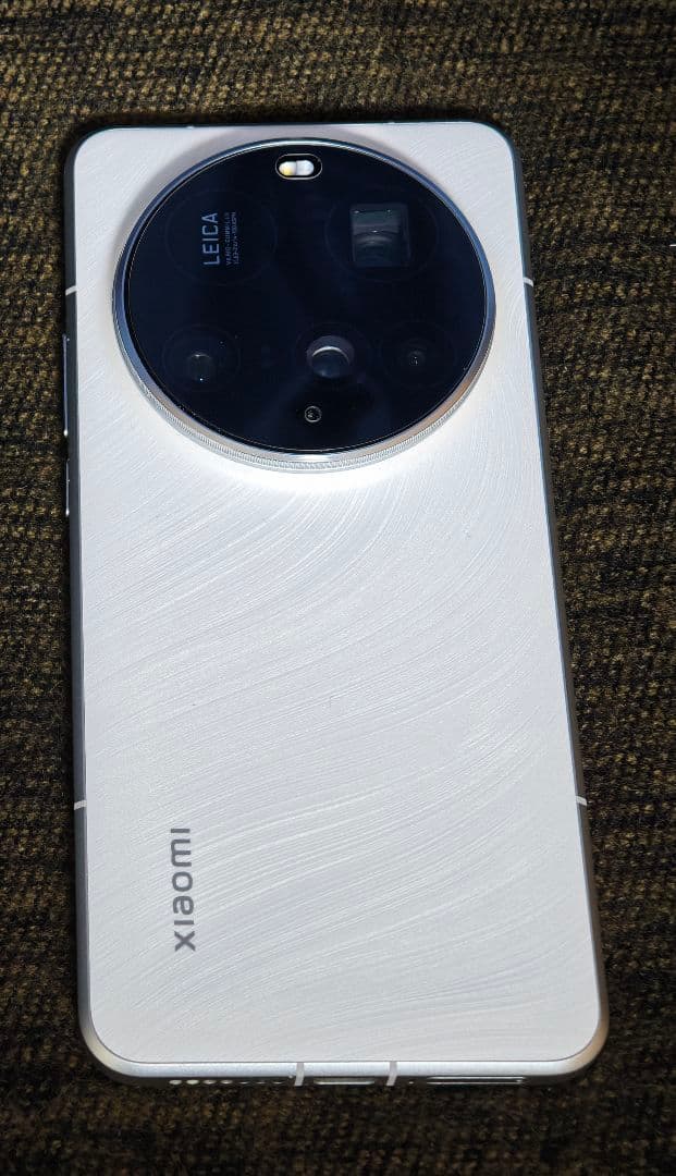 Xiaomi 15 Ultra 12/256GB 中国版 ホワイト