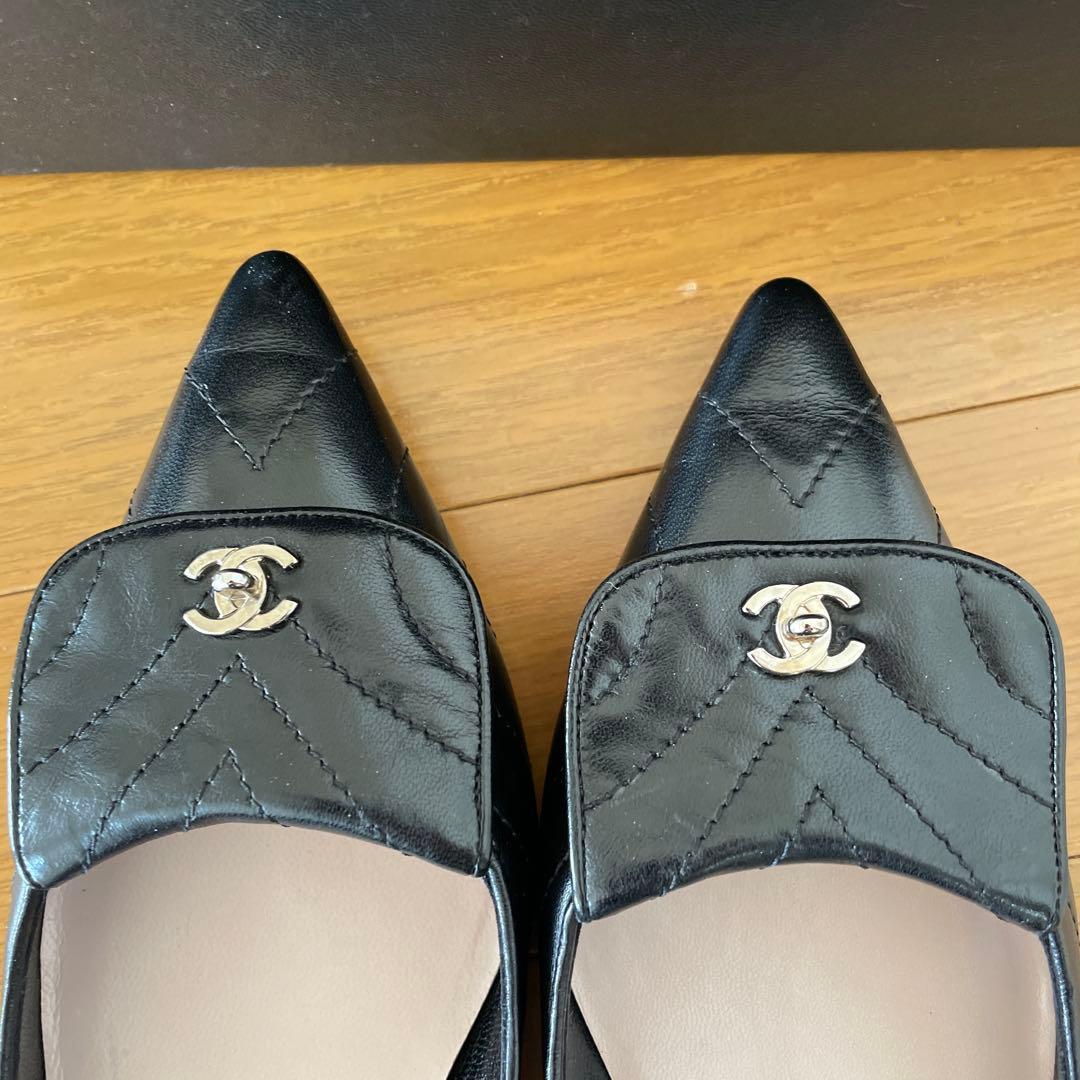 CHANELシャネル　レザーパンプス　ブラック37 箱付