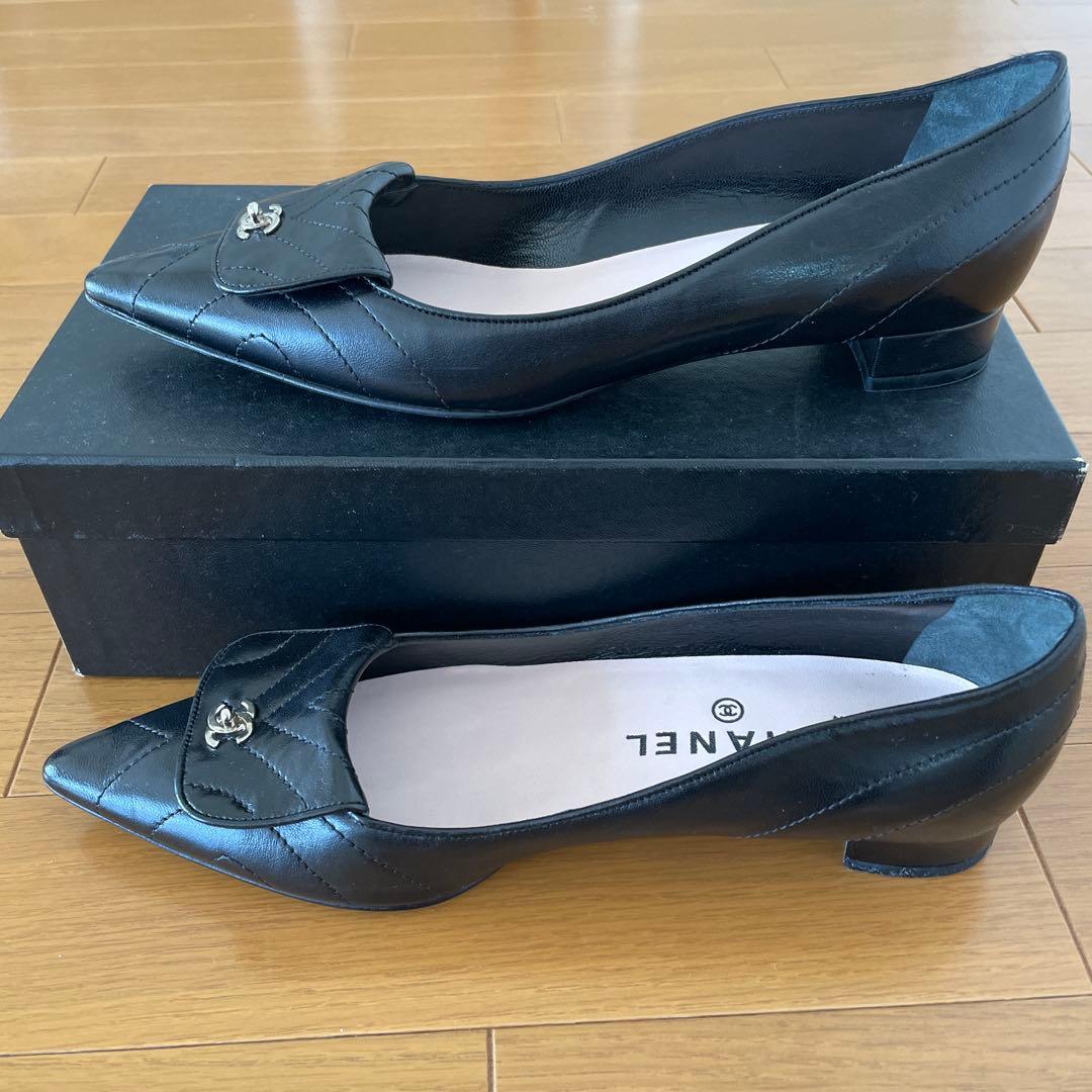 CHANELシャネル　レザーパンプス　ブラック37 箱付