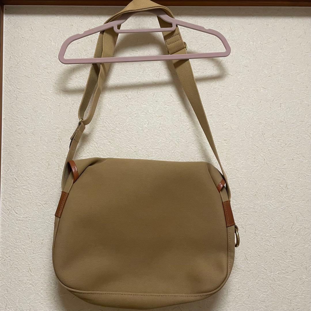 Brady ブレディARIEL TROUT アリエルトラウト スモール